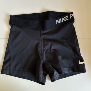 Nike pro - 3” shorts